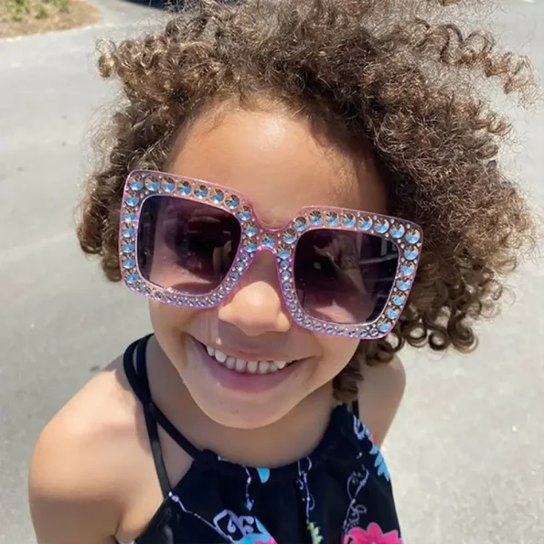 Cute-Kids-Sunglasses-Rhinestone-Diamond-Children-Square-Sunshades-Girl-Boy-Colorful-Lens-Sparkling-Princess-Sun-Glasses-2