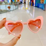 Girls-Boys-Cute-Heart-Sunglasses-New-Kids-Cartoon-Heart-Sunglasses-Children-Outdoor-Polarized-Uv400-Sun-Glasses