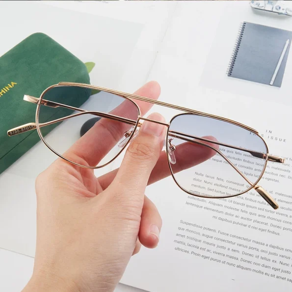 Vintage-Pilot-Trendy-Sunglasses-Women-Small-Metal-Frame-Cat-Eye-Brand-Women-s-Sunglasses-Fashionable-Alloy-2